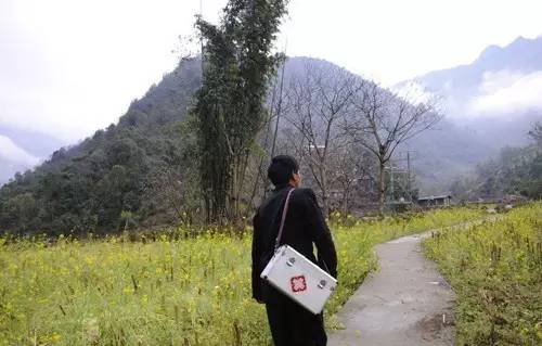 365dbf0140af3ef6e1a62c2be2c7659b.jpg 365dbf0140af3ef6e1a62c2be2c7659b.jpg